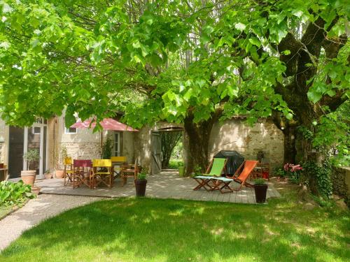VILLA VILLOU : Maisons de vacances proche de Saint-Symphorien-d'Ancelles