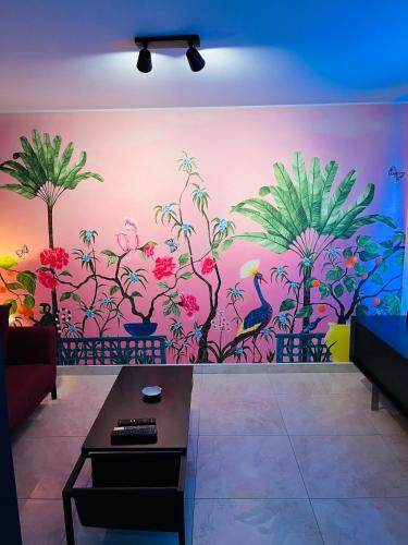 Pink Tropical Champagne : Appartements proche de Trois-Puits