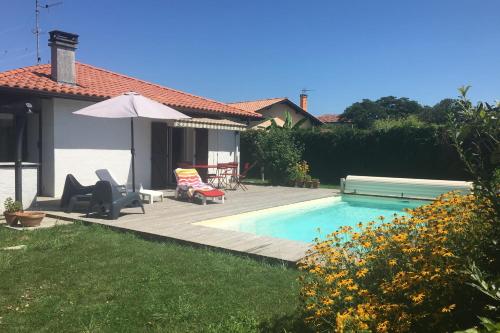 Belle maison 3 avec piscine & véranda à Tarnos 10 min plage - Welkeys : Maisons de vacances proche de Boucau