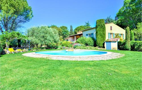 Beautiful home in Montaren et St Mediers with Outdoor swimming pool, WiFi and 3 Bedrooms : Maisons de vacances proche d'Aigaliers