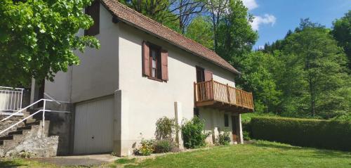 maison d'hôte, gîte, la maisonnette : Maisons de vacances proche de Saint-Étienne-de-Carlat