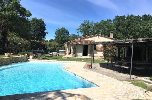 Villa Familiale piscine, spa, proche de Valbonne : Villas proche de Châteauneuf-Grasse