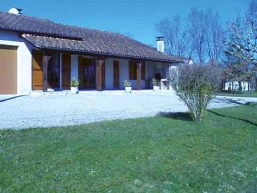 Gîte Bassillac et Auberoche, 3 pièces, 4 personnes - FR-1-616-10 : Maisons de vacances proche de Saint-Antoine-d'Auberoche