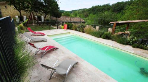 Villa de 5 chambres avec piscine privee jardin amenage et wifi a Divajeu : Villas proche de La Répara-Auriples