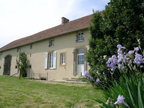 Gîte Montvicq, 4 pièces, 6 personnes - FR-1-489-272 : Maisons de vacances proche de Cosne-d'Allier