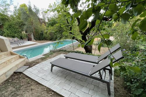Maison & Jardin Coeur Luberon classé 4 étoiles : Maisons de vacances proche de Peypin-d'Aigues
