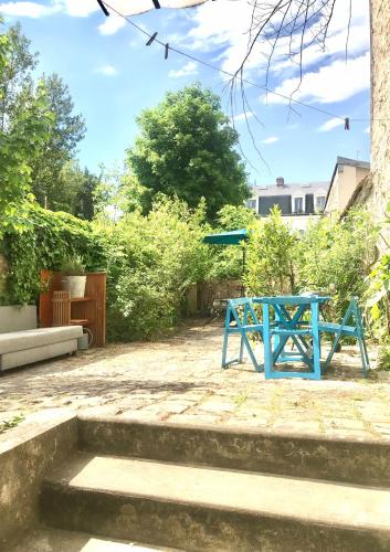 PRIVATE GARDEN in the center of Fontainebleau : Appartements proche d'Avon