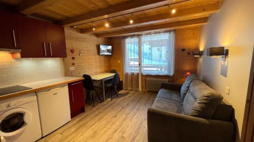 Parnasse 2-203 - Bel appartement sur les pistes de ski et dans le village, au calme : Appartements proche de La Clusaz