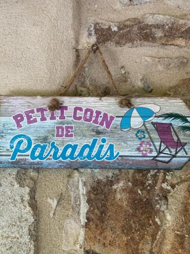 Petit coin de paradis : B&B / Chambres d'hotes proche de Labastide-sur-Bésorgues