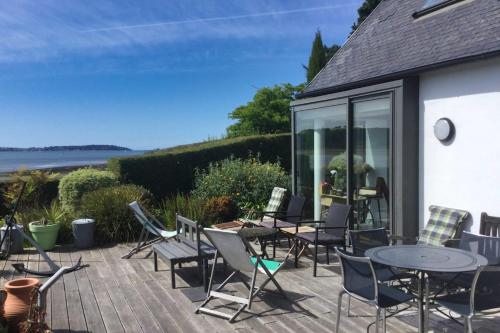 Maison de pêcheur - Coucher de soleil en terrasse : Maisons de vacances proche de Locquénolé