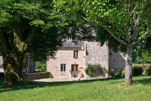 Domaine du Vidal : Maisons d'hotes proche de Camps-Saint-Mathurin-Léobazel