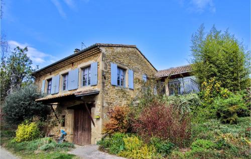 Stunning home in Montoison with WiFi and 3 Bedrooms : Maisons de vacances proche d'Ambonil