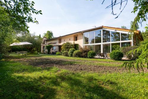 Maison avec piscine chauffée : Villas proche de Montaut