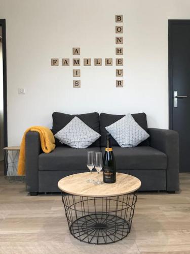 Apartamento nuevo a 8 minutos de carcassonne : Appartements proche de Villardonnel