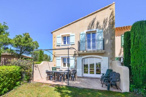 Les maisons et villas de Pont Royal en Provence - maeva Home - Maison pour 8 83 : Appartements proche de Mallemort