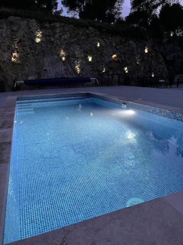 Un coin de paradis avec piscine,sauna,spa privatif : Villas proche de La Barben