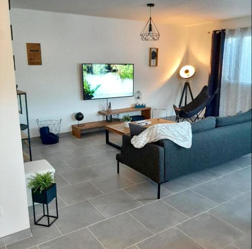 Maison de 3 chambres avec piscine privee jardin clos et wifi a Saint Pierre de Clairac : Maisons de vacances proche d'Astaffort