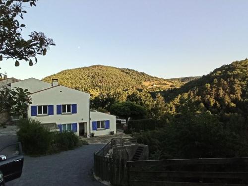 Gîte la côte des bleuets de Retourtour : Maisons de vacances proche de Pailharès
