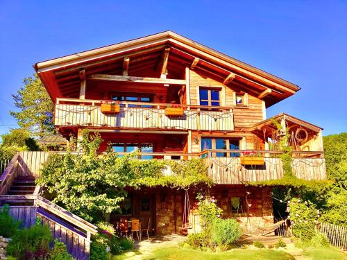 Chalet du Silberrain près de Colmar - cheminée, sauna, piscine partagée : Maisons de vacances proche d'Osenbach