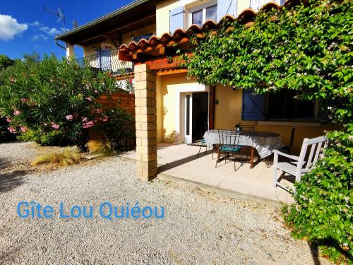 Gîtes sud Ardèche Lou Quiéou : Maisons de vacances proche de Tauriers