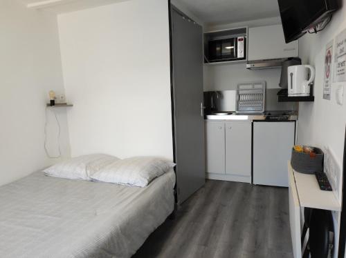 HOME CONNECT Appartements d'hôtes - entrée autonome : B&B / Chambres d'hotes proche de Saint-Germain