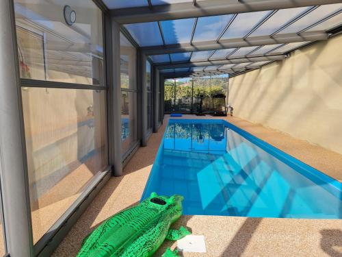 Chambres d'hôtes B&B La Bergeronnette avec piscine couverte chauffée : B&B / Chambres d'hotes proche de Bizanet