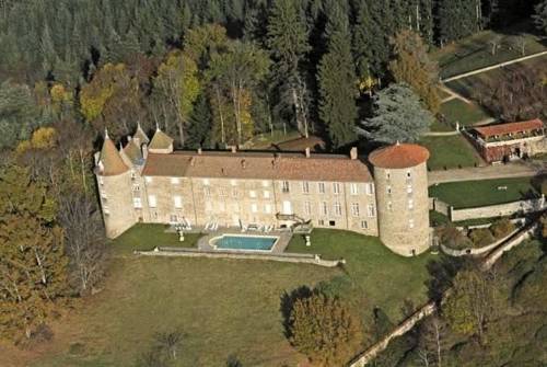 Château De Vollore : B&B / Chambres d'hotes proche de Courpière