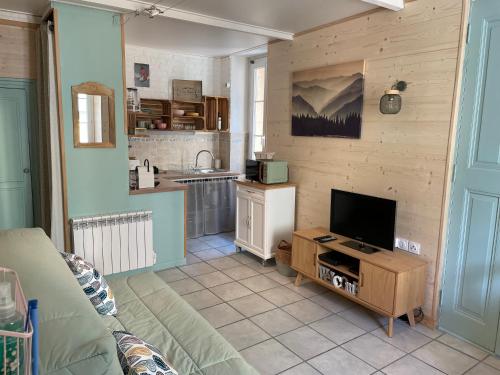Studio cosy au coeur de Saint Martin Vésubie : Appartements proche de Belvédère
