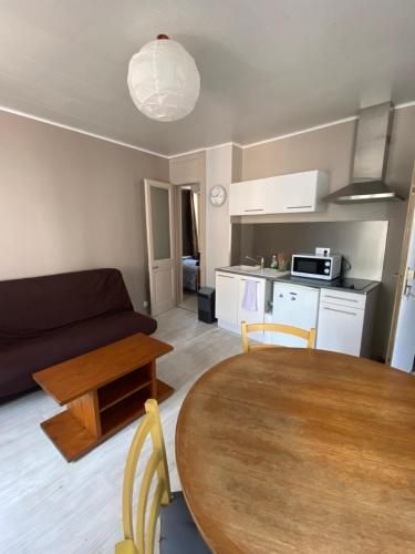 Joli appartement entier T2 centre ville de Cherbourg : Appartements proche de Saint-Martin-le-Gréard