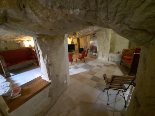 Esprit Troglo : Maisons de vacances proche de Savigny-en-Véron