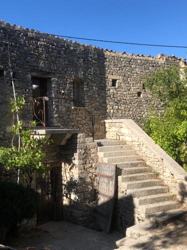 La tour des Baronnies : Maisons d'hotes proche de Montauban-sur-l'Ouvèze