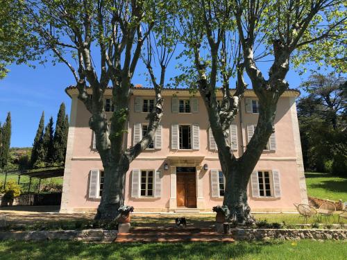 Bastide Préjoli : B&B / Chambres d'hotes proche de Vérignon