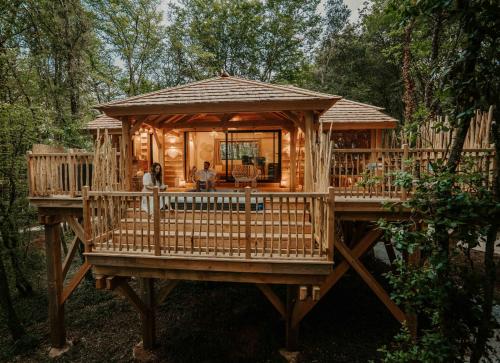 Les Lodges de Calviac - Spa et Sauna privatifs : Lodges proche de Calviac-en-Périgord