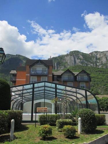 Hôtel Chez Pierre d'Agos : Hotels proche d'Agos-Vidalos