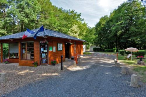 Camping ONLYCAMP LE VAL JOYEUX : Campings proche de Couesmes