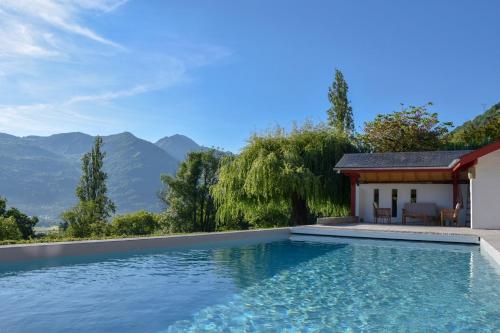 Le Chalet des Pyrénées : Maisons de vacances proche d'Arcizans-Avant