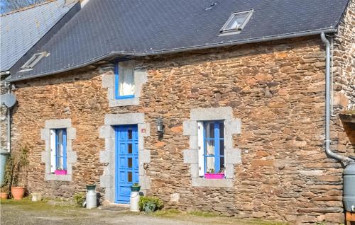 Stunning home in Merleac with 3 Bedrooms : Maisons de vacances proche de Saint-Guen