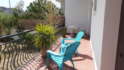 Bel appartement avec grande terrasse ensoleillée et jardin : Appartements proche de Cabestany