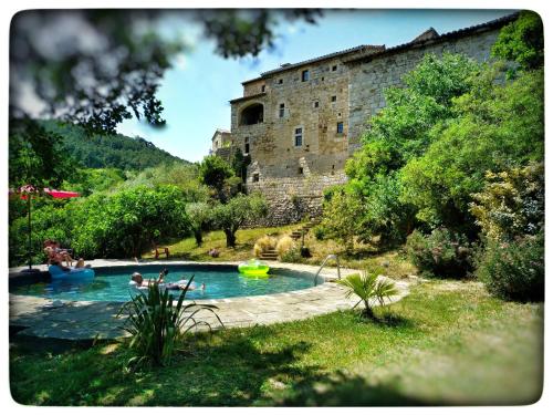 Hélianthy- Gîte 10 personnes en Sud Ardèche : Maisons de vacances proche de Tauriers