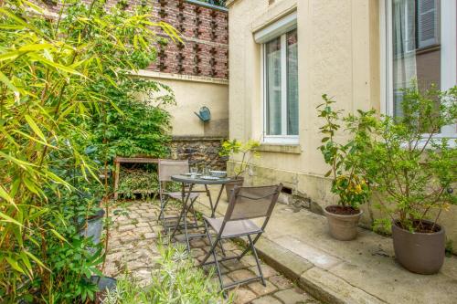 Very nice apartment in a courtyard close to the Versailles palace - Welkeys : Appartements proche de La Celle-Saint-Cloud