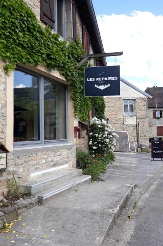 LES REPAIRES : Auberges proche d'Arc-sous-Montenot