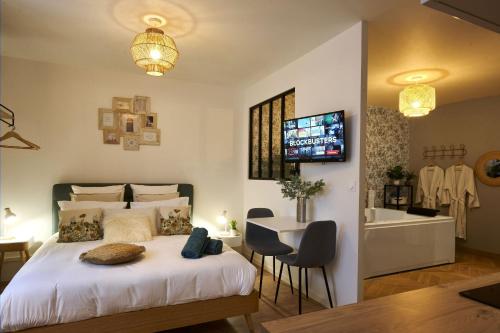 Spa, Love & Relax : Appart'hotels proche de Coulounieix-Chamiers