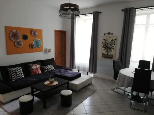 Orange: appartement pratique et idéalement placé : Appartements proche de Caderousse