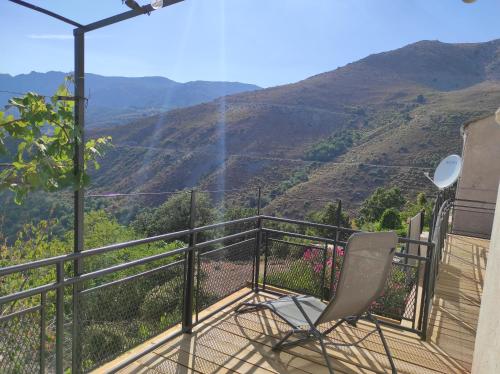 Maison de village avec vue sur les montagnes : Maisons de vacances proche de Canavaggia