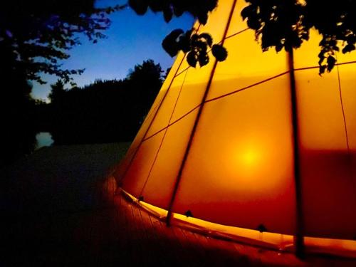 Le tipi de l Etang hébergement insolite : Tentes de luxe proche de Nomain