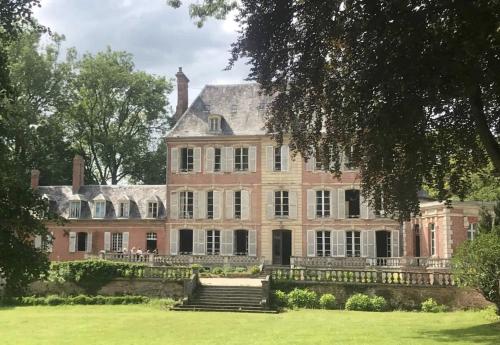 Château de Bouillancourt en Sery : B&B / Chambres d'hotes proche de Cerisy-Buleux