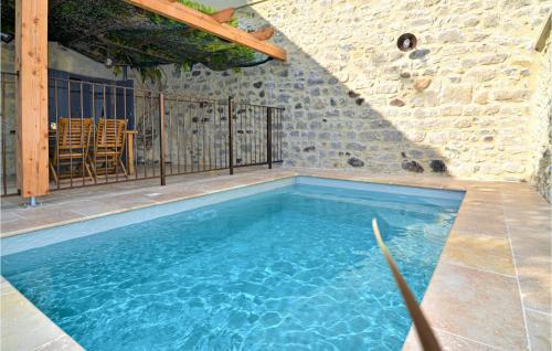 Nice home in Saint-Germain with Outdoor swimming pool and 2 Bedrooms : Maisons de vacances proche de Saint-Germain