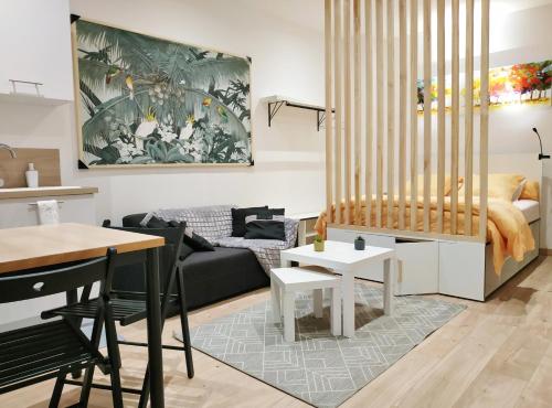 Joli studio au calme, centre historique de Pertuis : Appartements proche de Le Puy-Sainte-Réparade