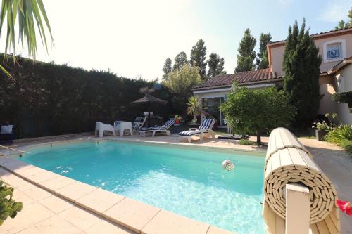 Villa haut de gamme climatisée 3 ch piscine privée a 15mn de la mer : Villas proche de Toulouges