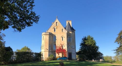 Château Fauchey : B&B / Chambres d'hotes proche de La Sauve